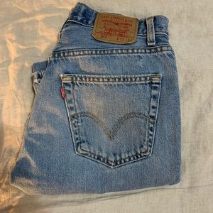 Levi’s 505 light wash jeans